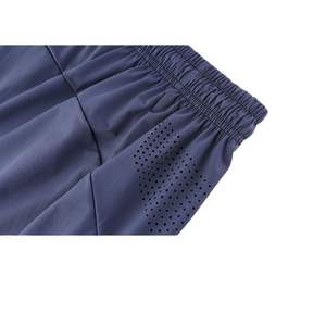 Pantalones cortos deportivos informales para hombre ODM, pantalones cortos deportivos grandes para correr de tela de malla de tres cuartos transpirables de secado rápido para hombre - Product Image 4
