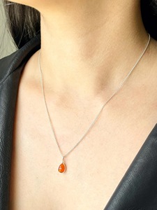 Collier pendentif goutte en cornaline orange vif, fait main, en argent sterling 925, pierre de naissance de juillet, délicat, véritable, vitalité - Product Image 3
