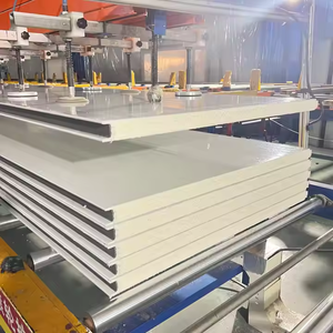 Panneaux sandwich en PU pour murs, isolés et décoratifs, 50, 70, 100, 150 mm, aluminium avec isolation en mousse de polyuréthane - Product Image 3