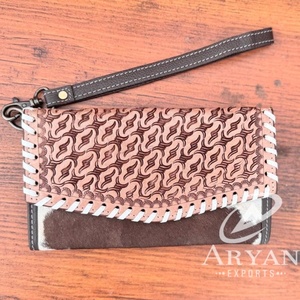 กระเป๋าคลัทช์หนังวัวแท้สำหรับงานแกะสลักมือดีไซน์ใหม่กระเป๋าสตางค์หนังสไตล์ตะวันตกอเนกประสงค์ - Product Image 1