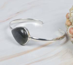 Meilleure vente en forme de poire naturelle Labradorite ensemble de lunette de pierres précieuses en argent sterling massif 925 bracelets de manchette réglables pour les femmes - Product Image 4