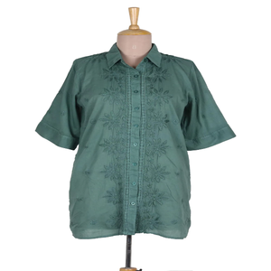 Top ligero elegante con detalles florales Camisa de túnica de algodón Bordado a mano Kurti verde de la India Tela étnica formal - Product Image 1