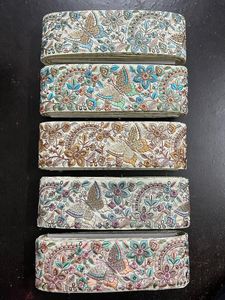 Diseños étnicos de seis formas de color personalizados bordados en grosgrain de 2,5 pulgadas de ancho de diseño abstracto para varios propósitos - Product Image 6