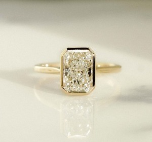 2CT Radiant Cut D E FสีLabปลูกแหวนเพชร 925 เงินสเตอร์ลิงBezelการตั้งค่าแหวนแต่งงานของขวัญสําหรับเครื่องประดับที่กําหนดเองของเธอ - Product Image 6