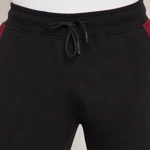 Fabricant pakistanais à prix abordable survêtement pour hommes coupe ajustée style unique vêtements de plein air ensemble de survêtement pour hommes fabriqué à Sialkot - Product Image 6