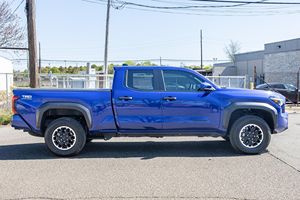Toyota Tacoma TRD Off-Road Doble Cabina 4x4 2025 Usada y Confiable - Product Image 6