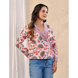 Blusa de Popelina Blanca para Mujer con Estampado Jaal, Cuello Asimétrico y Decoración Floral Bordada, Talla Única y XL Disponible - Product Image 5