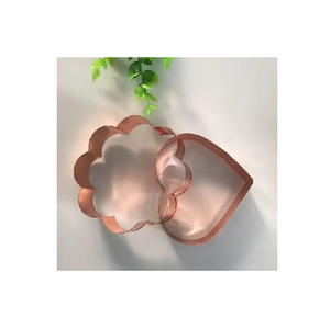 Ensemble d'emporte-pièces en acier inoxydable Pochoirs de moule de cuisson en forme de cœur Outil de cuisine pour la décoration de la maison Outils de cuisson - Product Image 1