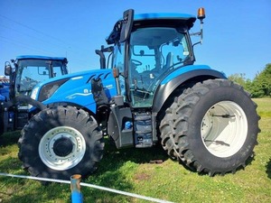 Équipement agricole haute puissance multifonction nouveau et utilisé Holland Powerstar tracteur 4WD roue 90HP 120HP évalué pour les fermes - Product Image 4