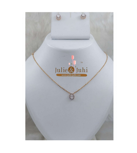 Ensemble de chaînes en or 18 carats pour femmes, ensemble de colliers luxueux avec une finition lisse et un design élégant pour les femmes à la pointe de la mode - Product Image 1