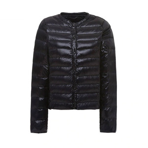 Veste matelassée en duvet uni et vierge de couleur unie Veste matelassée en cuir à bulles d'hiver personnalisée OEM pour hommes - Product Image 2