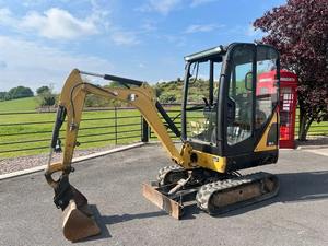 2015 Cat 301.4 Train d'atterrissage extensible 3500 heures Moteur Isuzu Machine droite. - Product Image 2
