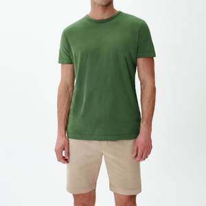 Camiseta de Manga Corta con Cuello Redondo para Hombre, Corte Ajustado, Camiseta Básica de Algodón de Corte Regular para Hombre - Product Image 4