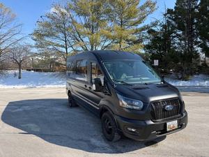 Ford Transit 250 AWD 2023 Impecable - Product Image 6