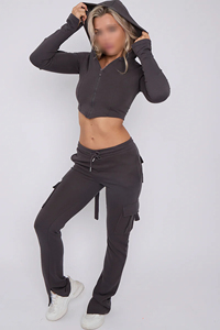 Alta calidad 100% algodón de dos piezas Crop Top Zip up sudadera y Cargo Joggers Set Custom Embriordery Logo Hip Hop Chándal - Product Image 5