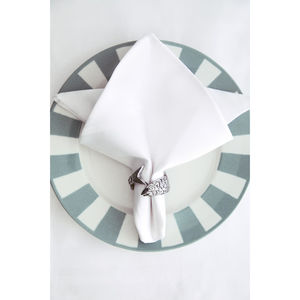 Lot de 8 porte-serviettes en métal vintage pour fête de mariage et décoration de table de dîner. - Product Image 5