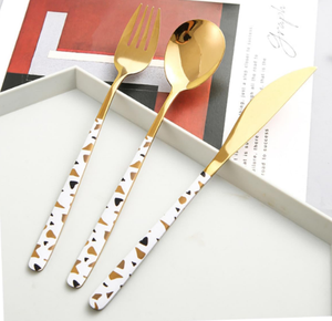 Ensemble de couverts fini argent à forte demande outil de service alimentaire métal peint à la main poignée couteau cuillère et fourchette Table à manger couverts - Product Image 3