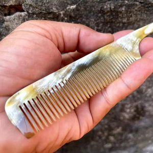 หวีเขาควายสำหรับแต่งผมด้วยงานฝีมือ HF หวีฮอร์นดีไซน์ทันสมัยสีธรรมชาติคุณภาพสูง - Product Image 1