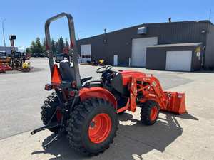 รถแทรกเตอร์ 2025 รุ่น LX2620HSD - รถแทรกเตอร์อเนกประสงค์ขนาดกะทัดรัดระดับพรีเมียม พร้อมระบบเกียร์ HST - Product Image 4