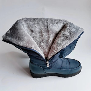 Stivali da Neve Alti Sopra il Ginocchio da Donna, Caldi e Foderati in Peluche, Impermeabili, Termici, con Punta Rotonda, Piattaforma, Taglie Grandi, in Ecopelliccia, Gomma, per Inverno e Autunno - Product Image 5