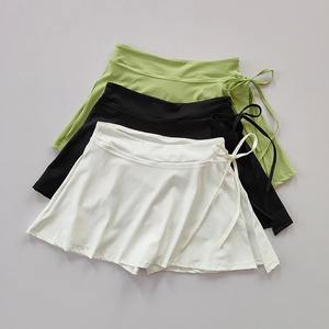 <b>Explosive</b> Candy <b>Color</b> Three Section Waist Tight Pleated Seamless Three-point Sports Yoga Shorts - Product Image 1
