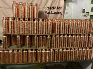 ขวดน้ําทองแดงกันรั่วลายดอกไม้แกะสลักความจุ 900 - 950 มล - Product Image 6