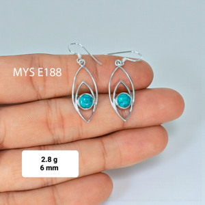 Pendientes de Plata de Ley 925 con Piedra Turquesa, Precio al por Mayor, Pendientes Finos de Plata, Joyería Fina de Plata - Product Image 1