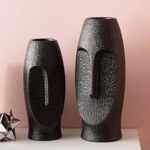 Venta caliente único moderno Simple forma Metal aluminio florero personalizable Color negro para decoración del hogar Decoración de mesa - Product Image 5