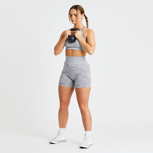 Pantalones cortos de entrenamiento de gimnasio ligeros de alta calidad para mujer, recién llegados, pantalones cortos de talla grande con estampado de logotipo personalizado - Product Image 4