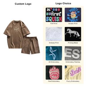 Ensemble d'été élégant et respirant pour hommes, tenue deux pièces pour tenue décontractée et mode de rue - Product Image 6