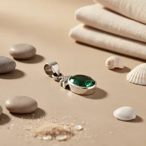 Pendentif en argent 925 plaqué or rose fait main avec pierre précieuse verte pour cadeau de bijoux pour femmes - Product Image 1