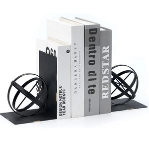 Serre-livres géométriques en métal laiton AK en noir enduit de poudre fini ensemble de 2 au meilleur prix pour la décoration intérieure de table - Product Image 4