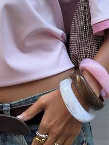 Bracelet en résine vintage Bijoux fins Bracelets de charme Bracelets de mode Style simple Bijoux Bracelet en résine - Product Image 2