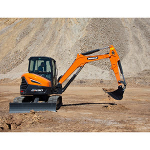 Mini excavatrice avec force de creusement de 2,000 lb, auvent ouvert ROPS et flèche décalée idéale pour le creusement, le creusement de tranchées et les travaux utilitaires - Product Image 6