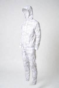 Nuevo Conjunto de Chándal de Nylon de Alta Calidad con Paneles en Contraste, Diseño OEM Personalizado, 2 Piezas, Chaqueta Cortavientos para Mujer con OEM - Product Image 5