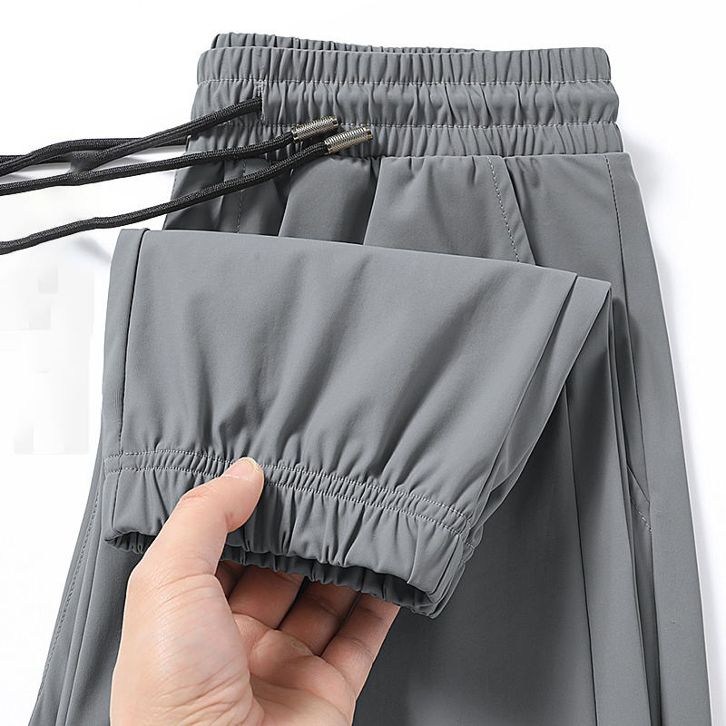 ขอบสีเทา