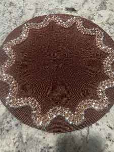 Napperons perlés irisés un de cuivre ou de noir - Product Image 3