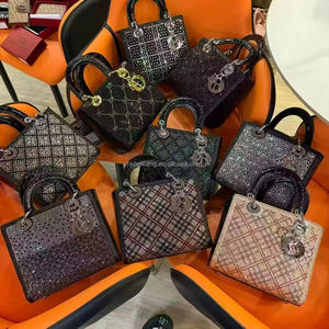 Bolso de Mano de Hombro Casual Impermeable con Cierre Abierto para Mujer, de Lujo y a la Moda - Product Image 4