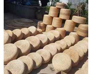 Coussin de coussin durable en jacinthe d'eau pour un usage quotidien Coussin en jacinthe d'eau pour les chaînes de vente au détail et les commandes d'exportation en gros - Product Image 1