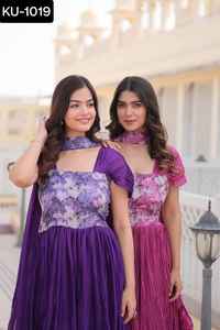 Salwar Kameez pakistanais en gros, tissu Chinnon de haute qualité, magnifiques robes de mariage prêtes à porter, dernières tendances indiennes - Product Image 3