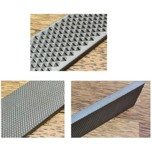 Râpe à sabot avec manche en bois Râpe à sabot de maréchal-ferrant Double face avec manche en bois de style ampoule ronde Râpe à chaussures de cheval - Product Image 4