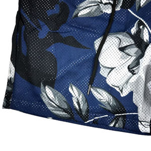 Pantalones cortos de entrenamiento personalizados para hombre, ropa de calle atlética de malla de doble capa, servicio OEM sólido disponible - Product Image 3