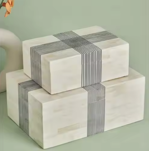 Joyero con Incrustaciones de Hueso y Joyero de Nácar con Decoración de Color Personalizada de la India - Product Image 1