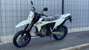 DR-Z4SM de qualité supérieure, 70 000 milles (Moto) - Product Image 5