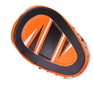 Almohadillas de enfoque de cuero con estampado de logotipo personalizado para adultos profesionales 2024, guantes de boxeo para artes marciales, venta al por mayor, punzonado de entrenamiento - Product Image 1