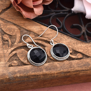 Boucles d'oreilles pendantes en onyx noir naturel, taille damier ronde, en argent sterling 925, faites à la main, style vintage, serties de pierres précieuses - Product Image 2