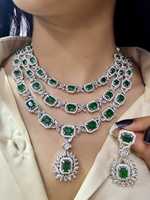 Ensemble de collier de mariée à trois rangs en diamant américain taille étoile avec boucles d'oreilles, ensemble de bijoux de luxe parfait pour les soirées, les mariages