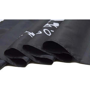 Bandera POW MIA 3x5 para Exteriores - Banderas Militares Resistentes del Ejército con la Inscripción 'No se Osobrece', Pancartas de Prisioneros de Guerra con Ojales de Latón - Product Image 3