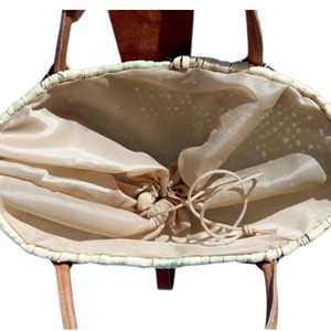 Sac fourre-tout marocain en raphia tressé pour femme, imperméable, avec logo personnalisé, fermeture éclair, deux poignées, pour le quotidien, les voyages et les affaires, qualité supérieure - Product Image 4
