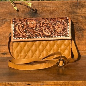 Outillé à la main matelassé vente en gros en cuir véritable diamant treillis sacs à bandoulière à rabat Western Floral femmes bandoulière sac de messager - Product Image 3